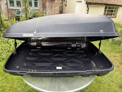 Halfords 50kg max roof box - 50kg,